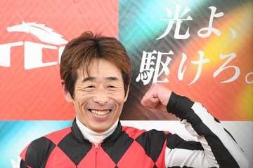 【京浜盃】サントノーレが好位抜け出しＶ！ぶっちぎり７馬身差の圧勝で羽田盃の主役へ