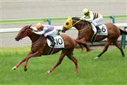 【２歳新馬】福島５Ｒ　８番人気ジェッシージェニーが差し切り勝ち　