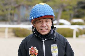 熊沢重文騎手は復帰戦で９着「いろいろありましたけど、この場にいられるというのが幸せです」
