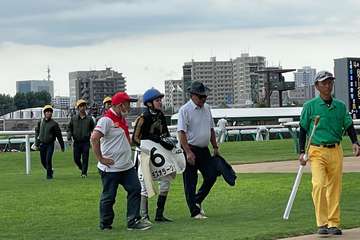 古川奈穂騎手が実戦復帰　フェースガードは着用せず「１鞍１鞍、意識して大切に乗っていきたいです」